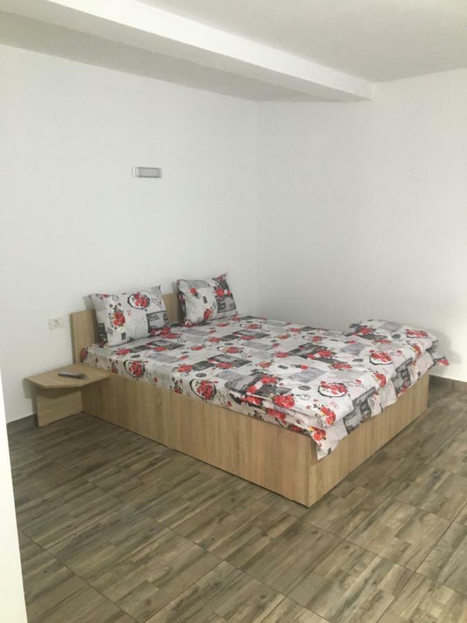 Laubert Hotel Călimăneşti Bagian luar foto